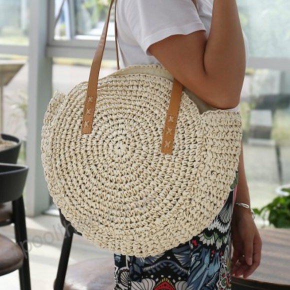 ⚠CLOSEOUT⚠ Raffia Straw Round Woven Beach Tote Bag - Picture 2 of 5